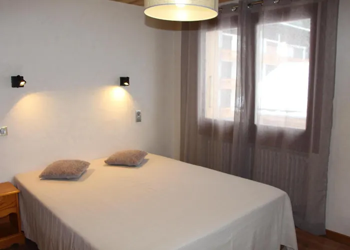 Apartament Voret 2 *
